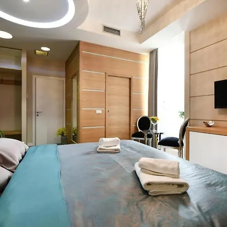 Peninsula Luxury 자다르